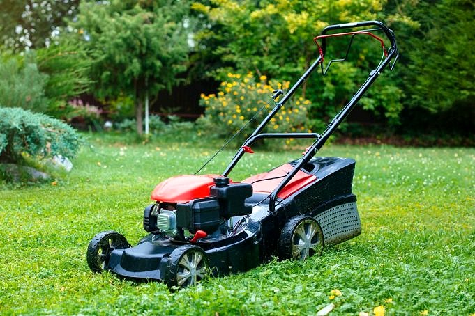 When Is The Best Time To Buy A Riding Lawnmower